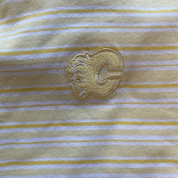 3 for $25❗️⭐️SET OF 2 ⭐️ Calgary Flames Onesies. Size 0-3M. - Picture 2 of 7